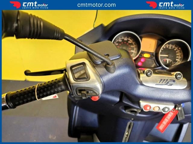 PIAGGIO MP3 usata 8
