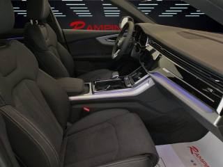 AUDI Q8 usata 19