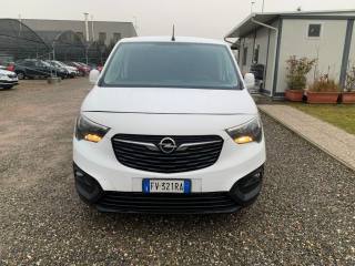 OPEL Combo usata, con Airbag