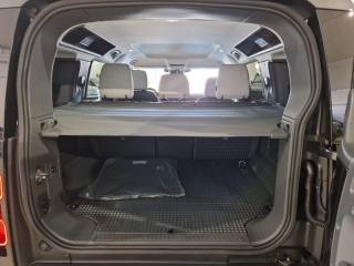 LAND ROVER Defender usata, con Volante in pelle