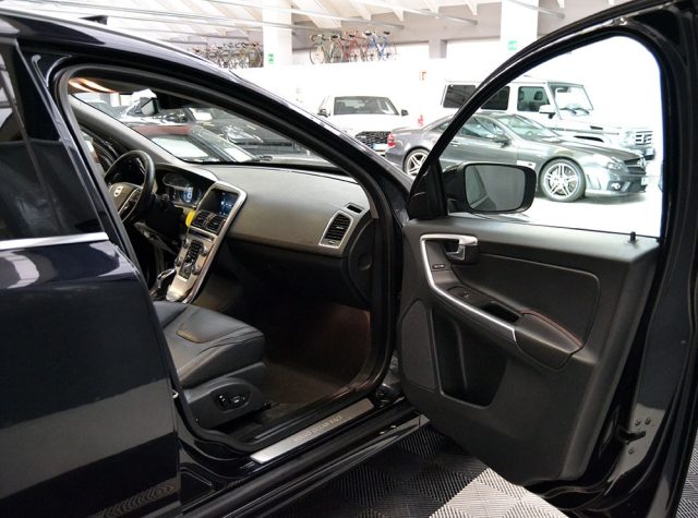 VOLVO XC60 usata, con Airbag Passeggero