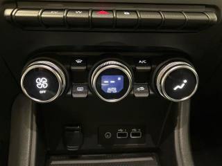 RENAULT Captur usata, con Hill holder