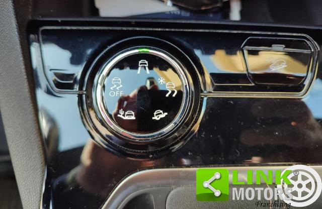 PEUGEOT 3008 usata 31