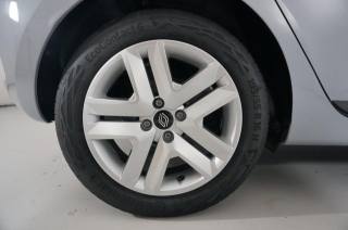 RENAULT Clio usata, con Autoradio