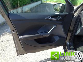 VOLKSWAGEN T-Cross usata, con Sensori di parcheggio posteriori