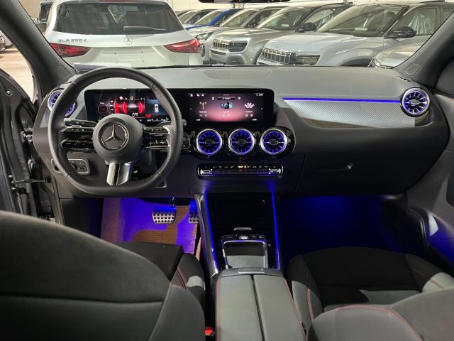 MERCEDES-BENZ GLA 200 usata, con Chiusura centralizzata