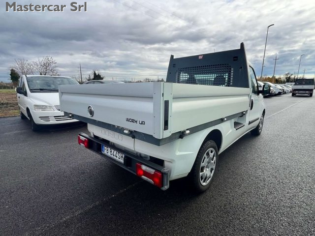 FIAT Doblo usata, con Autoradio