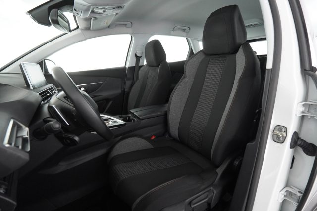 PEUGEOT 3008 usata 9
