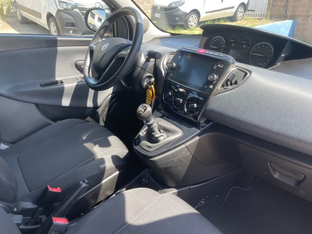 LANCIA Ypsilon usata 11