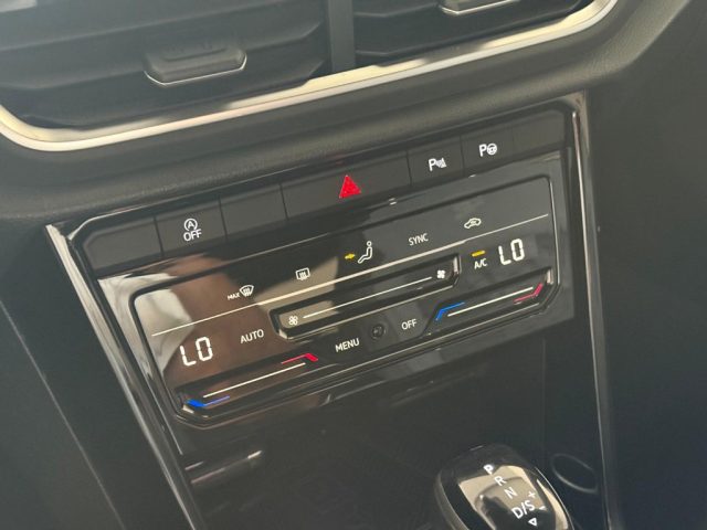 VOLKSWAGEN T-Roc usata, con Autoradio digitale