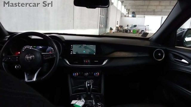 ALFA ROMEO Stelvio usata, con Autoradio
