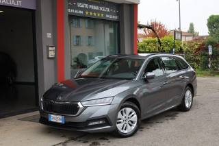 SKODA Octavia usata, con Fari Xenon