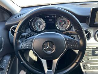 MERCEDES-BENZ GLA 200 usata, con Cruise Control