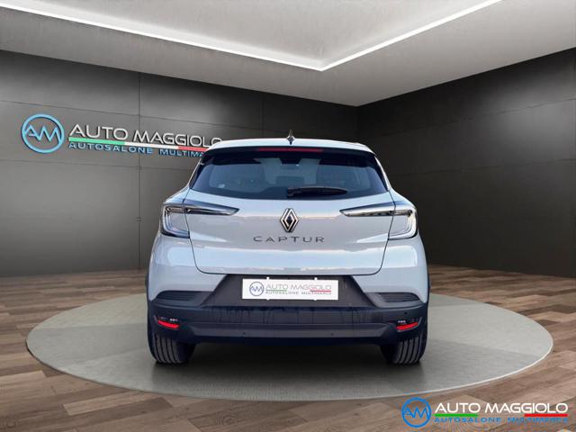 RENAULT Captur usata, con Autoradio