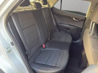 KIA Stonic usata, con Sensori di parcheggio posteriori