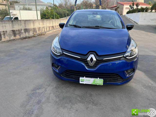 RENAULT Clio usata, con Airbag