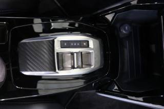 PEUGEOT 2008 usata, con Airbag testa