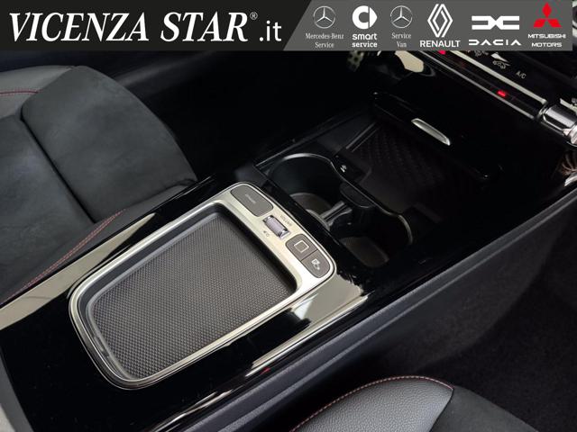 MERCEDES-BENZ CLA 200 usata, con Volante in pelle