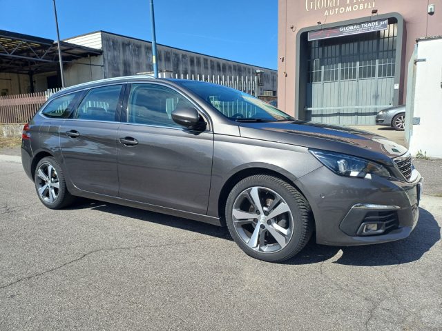 PEUGEOT 308 usata, con Airbag laterali