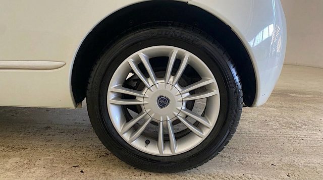 LANCIA Ypsilon usata 13