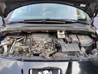 PEUGEOT 5008 usata, con Park Distance Control
