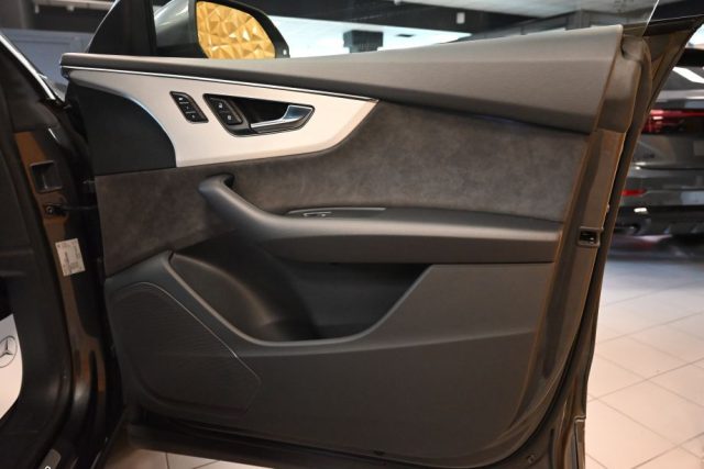 AUDI Q8 usata 60