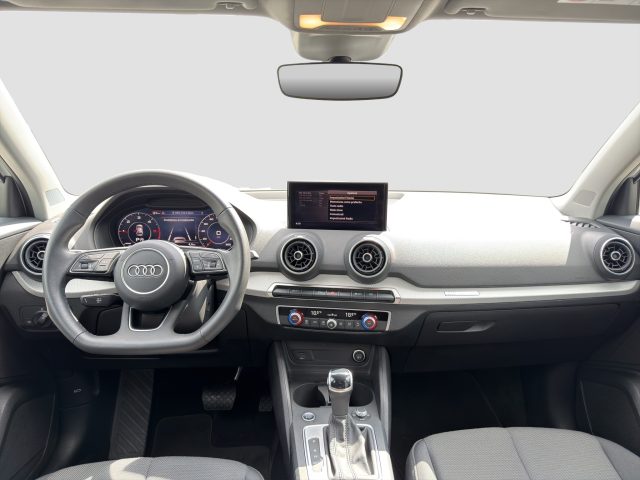 AUDI Q2 usata 11