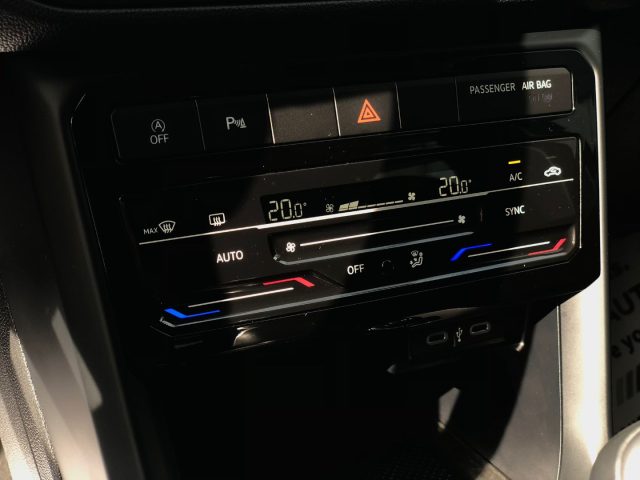VOLKSWAGEN T-Cross usata, con Bluetooth