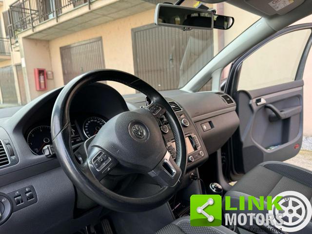 VOLKSWAGEN Touran usata 26