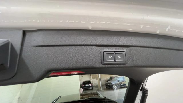 AUDI A6 usata, con Autoradio digitale