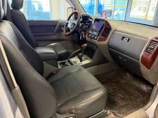 MITSUBISHI Pajero usata, con ESP