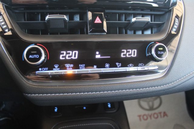 TOYOTA Corolla usata, con Interni in pelle