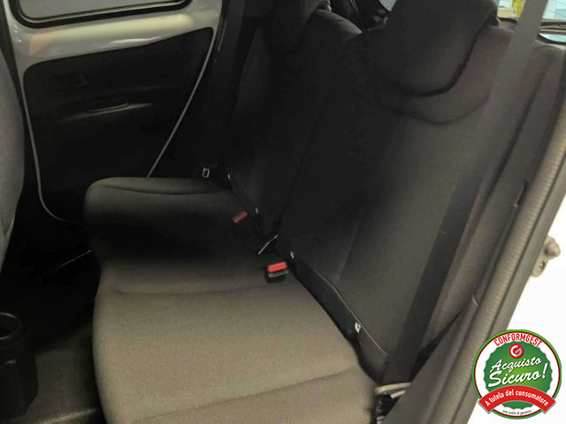 TOYOTA Aygo X usata, con Antifurto