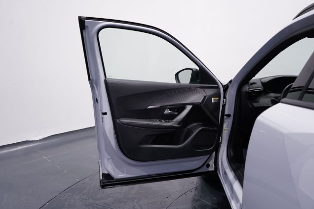 PEUGEOT 2008 usata, con Climatizzatore