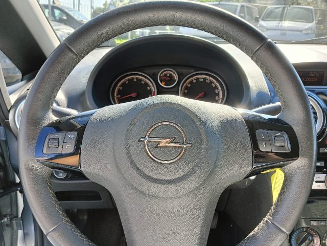 OPEL Corsa usata, con Boardcomputer