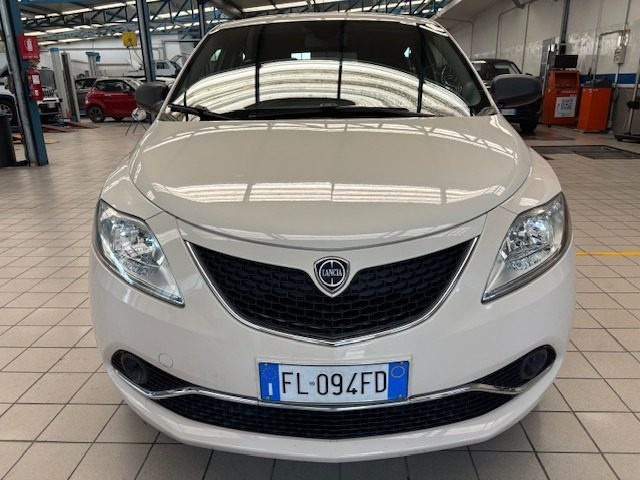LANCIA Ypsilon usata, con ABS