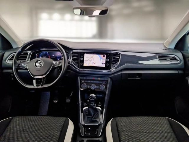VOLKSWAGEN T-Roc usata, con Airbag laterali