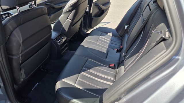 BMW 520 usata, con Volante in pelle