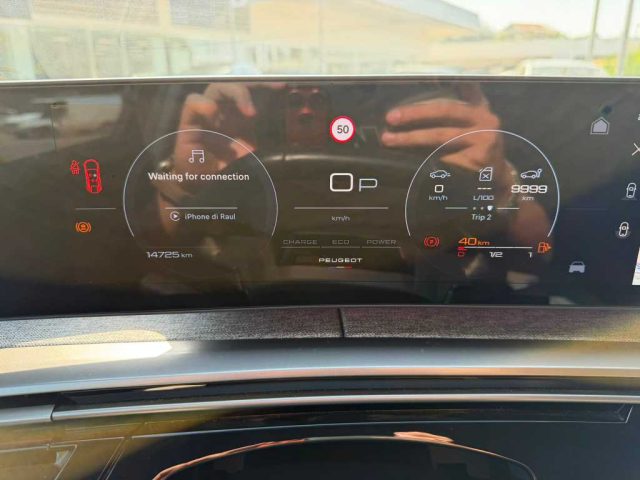 PEUGEOT 3008 usata, con Autoradio digitale