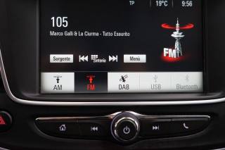 OPEL Crossland X usata, con Sedile posteriore sdoppiato