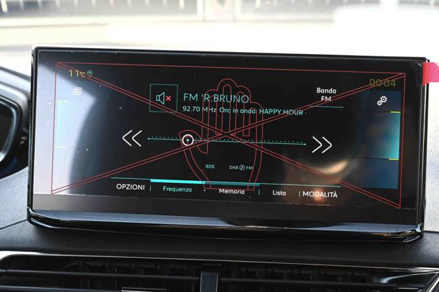 PEUGEOT 3008 usata, con Volante in pelle