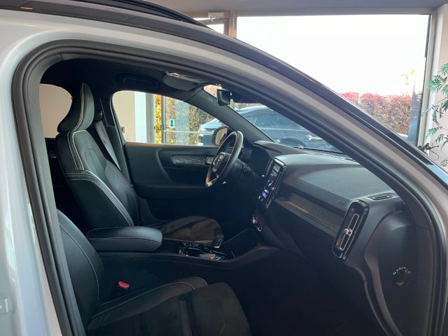 VOLVO XC40 usata, con Controllo automatico clima