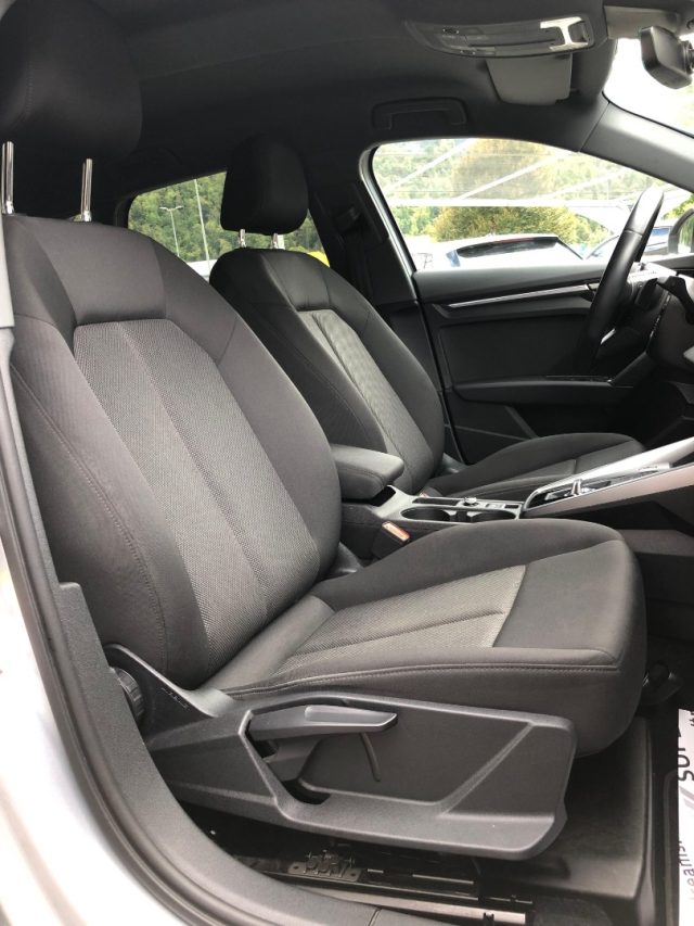 AUDI A3 usata, con Specchietti laterali elettrici