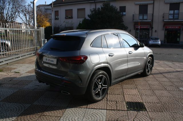 MERCEDES-BENZ GLA 250 usata, con Autoradio