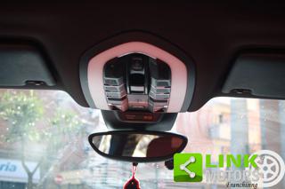 PORSCHE Macan usata, con Airbag testa