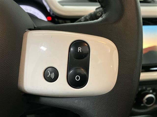 RENAULT Twingo usata 25