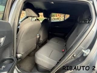 TOYOTA C-HR usata, con USB