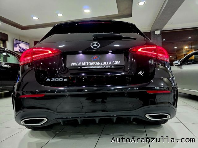 MERCEDES-BENZ A 200 usata, con Leve al volante