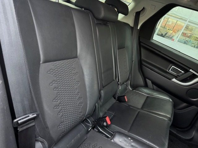 LAND ROVER Discovery Sport usata, con Autoradio