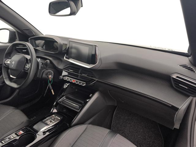 PEUGEOT 2008 usata, con Isofix